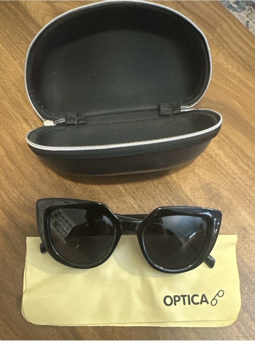 Toni Valencia Women's Black Cat-Eye Sunglasses with Case